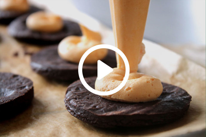 Fetter Content aus der Röhre Werden Sie Creator ihrer eigenen Cookies und setzen Sie neue Benchmarks in Sachen „Tastiness“. Damit treffen Sie den Sweet Spot Ihrer Zielgruppe garantiert.